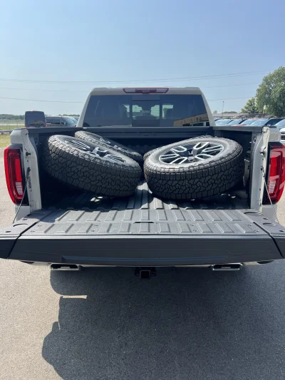 CUSTOM GMC SIERRA 1500 LEVEL PACKAGE BUILT BY THE BEST BUILT BY WALDOCH - 2026 GMC SIERRA 1500 LEVEL - Image 17 of 17