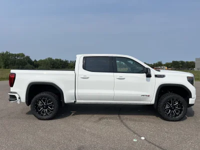 CUSTOM GMC SIERRA 1500 LEVEL PACKAGE BUILT BY THE BEST BUILT BY WALDOCH - 2026 GMC SIERRA 1500 LEVEL - Image 4 of 17