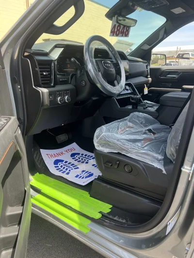 24848 - 2026 GMC  SIERRA 1500 - LEVEL PACKAGE - STERLING METALLIC (GXD) - 2026 GMC SIERRA 1500 LEVEL - Image 4 of 14