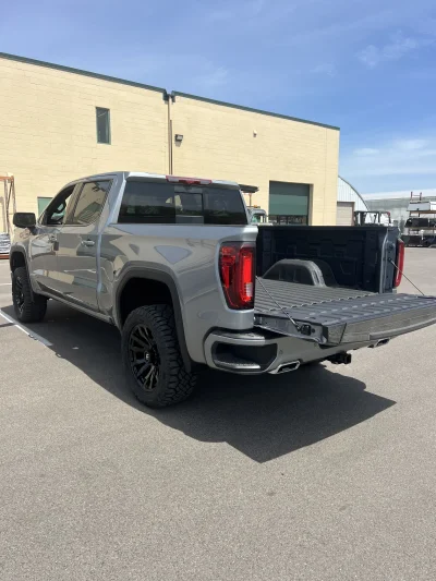 24848 - 2026 GMC  SIERRA 1500 - LEVEL PACKAGE - STERLING METALLIC (GXD) - 2026 GMC SIERRA 1500 LEVEL - Image 6 of 14