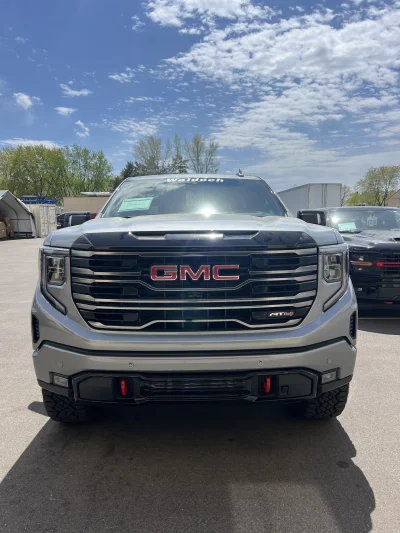 24929 - 2026 - GMC SIERRA 1500 - LEVEL PACKAGE -  STERLING METALLIC (GXD) - 2026 GMC SIERRA 1500 LEVEL - Image 2 of 14