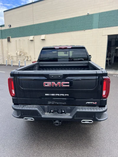 2026 GMC SIERRA 1500 - LEVEL PACKAGE - BLACK (GBA) - 2026 GMC SIERRA 1500 LEVEL - Image 10 of 21