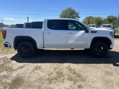 2026 GMC SIERRA 1500 - LEVEL PACKAGE - SUMMIT WHITE (GAZ) - 2026 GMC SIERRA 1500 LEVEL - Image 5 of 15