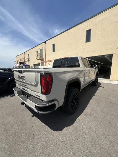 2026 GMC SIERRA 1500  - LEVEL PACKAGE -  COASTAL DUNE (G42) - 2026 GMC SIERRA 1500 LEVEL - Image 12 of 15