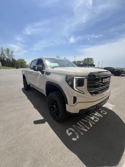 2026 GMC SIERRA 1500  - LEVEL PACKAGE -  COASTAL DUNE (G42) - 2026 GMC SIERRA 1500 LEVEL - Image 3 of 15