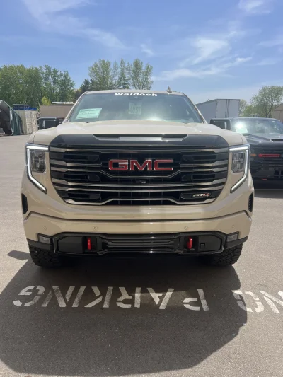 2026 GMC SIERRA 1500  - LEVEL PACKAGE -  COASTAL DUNE (G42) - 2026 GMC SIERRA 1500 LEVEL - Image 2 of 15