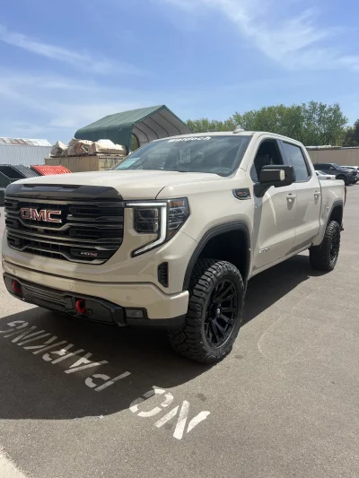 2026 GMC SIERRA 1500  - LEVEL PACKAGE -  COASTAL DUNE (G42) - 2026 GMC SIERRA 1500 LEVEL - Image 1 of 15