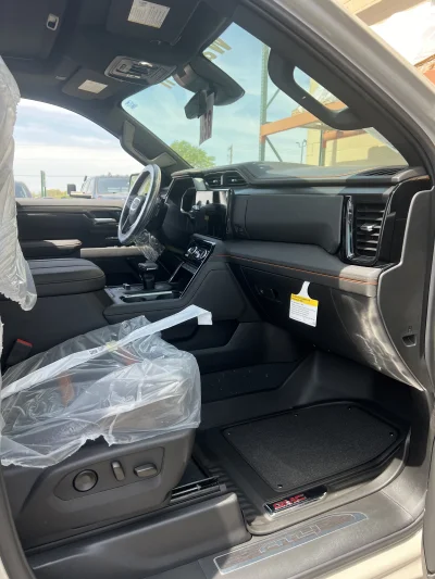 2026 GMC SIERRA - LEVEL PACKAGE -  COASTAL DUNE (G42) - 2026 GMC SIERRA 1500 LEVEL - Image 7 of 15