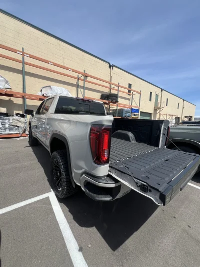 2026 GMC SIERRA - LEVEL PACKAGE -  COASTAL DUNE (G42) - 2026 GMC SIERRA 1500 LEVEL - Image 9 of 15