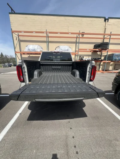 2026 GMC SIERRA - LEVEL PACKAGE -  COASTAL DUNE (G42) - 2026 GMC SIERRA 1500 LEVEL - Image 10 of 15