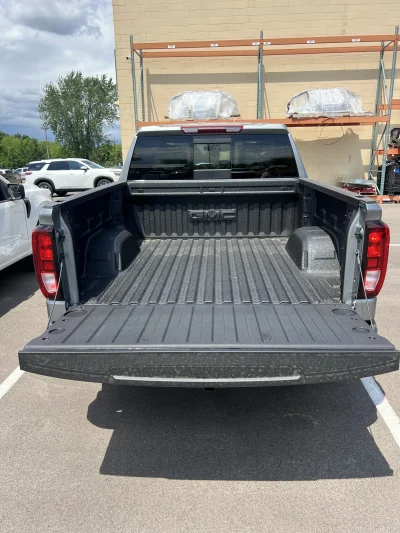 2026 GMC SIERRA 1500 - LEVEL PACKAGE - STERLING METALLIC (GXD) - 2026 GMC SIERRA 1500 LEVEL - Image 12 of 15