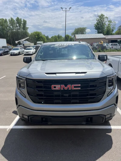 2026 GMC SIERRA 1500 - LEVEL PACKAGE - STERLING METALLIC (GXD) - 2026 GMC SIERRA 1500 LEVEL - Image 2 of 15