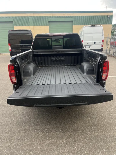 2026 GMC SIERRA - LEVEL PACKAGE - ONYX BLACK (GBA) - 2026 GMC SIERRA 1500 LEVEL - Image 17 of 21