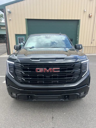 2026 GMC SIERRA - LEVEL PACKAGE - ONYX BLACK (GBA) - 2026 GMC SIERRA 1500 LEVEL - Image 2 of 21