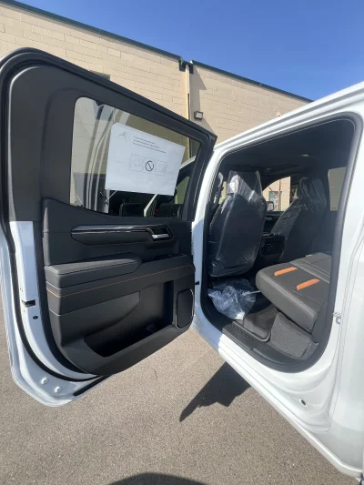 2026 GMC SIERRA 1500  - LEVEL PACKAGE - SUMMIT WHITE (GAZ) - 2026 GMC SIERRA 1500 LEVEL - Image 9 of 21