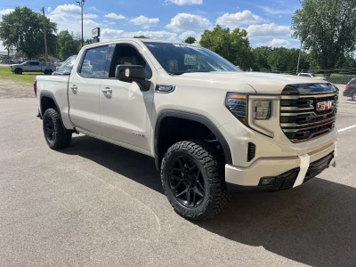 2026 GMC SIERRA 1500 - LEVEL PACKAGE - COASTAL DUNE (G42) - 2026 GMC SIERRA 1500 LEVEL - Image 3 of 21
