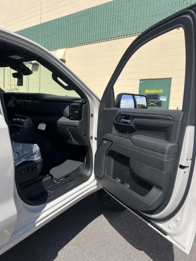 2026 GMC SIERRA 1500 - LEVEL PACKAGE - COASTAL DUNE (G42) - 2026 GMC SIERRA 1500 LEVEL - Image 6 of 21