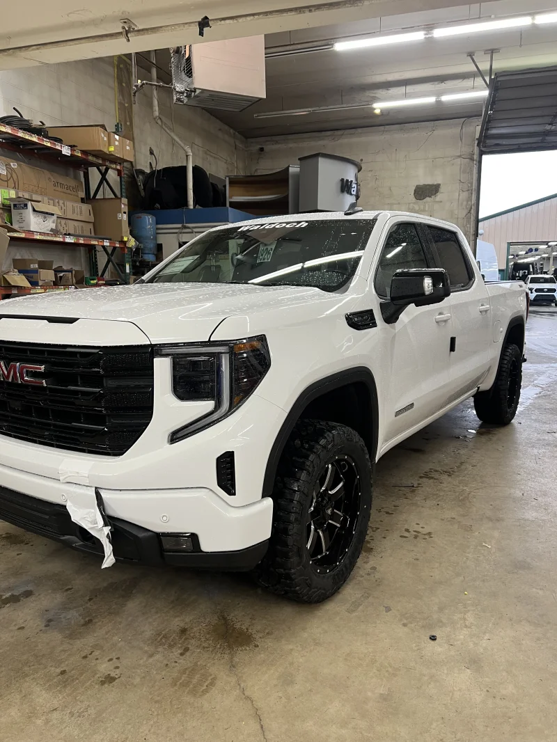 2026 GMC Sierra 1500 - Level Package - Summit White (GAZ) by Waldoch Crafts