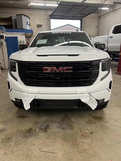 2026 GMC SIERRA 1500 - LEVEL PACKAGE - SUMMIT WHITE (GAZ) - 2026 GMC SIERRA 1500 LEVEL - Image 2 of 5
