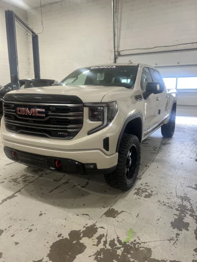 2026 GMC SIERRA 1500 - AT4 - LEVEL PACKAGE - COASTAL DUNE (G42) - 2026 GMC SIERRA 1500 LEVEL - Image 1 of 15
