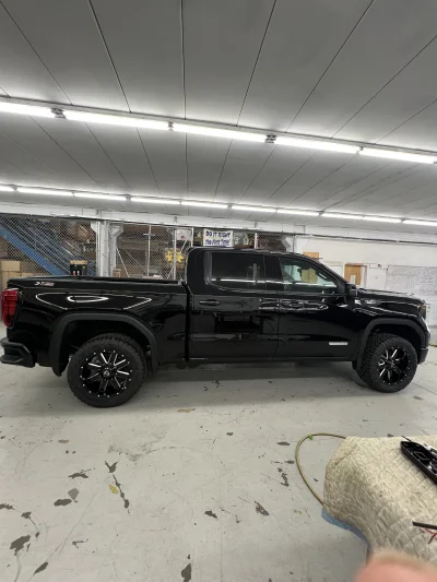 2026 GMC SIERRA 1500 - LEVEL PACKAGE - ONYX BLACK (GBA) - 2026 GMC SIERRA 1500 LEVEL - Image 5 of 15