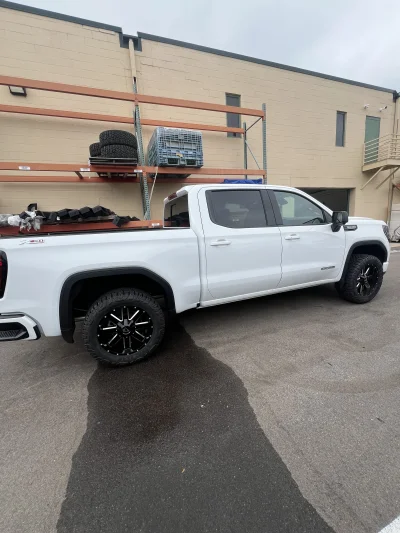 2026 GMC SIERRA 1500 - LEVEL PACKAGE SUMMIT WHITE (GAZ) - 2026 GMC SIERRA 1500 LEVEL - Image 5 of 15