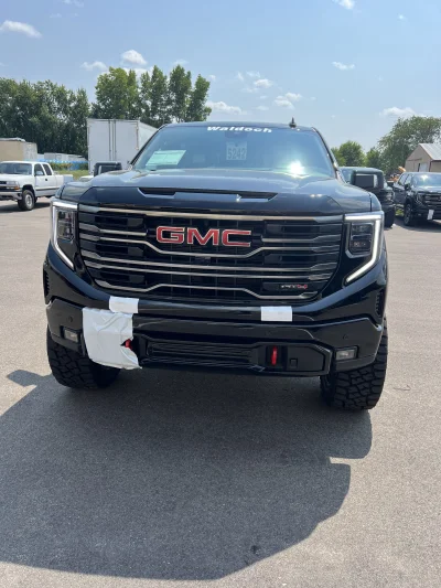 CUSTOM GMC SIERRA 1500 LIFT PACKAGE BUILT BY WALDOCH BUILT BY THE BEST - 2026 GMC SIERRA 1500 LIFT - Image 3 of 13