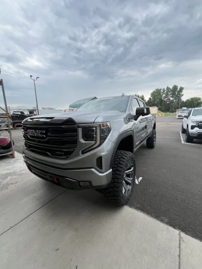 CUSTOM GMC 1500 AT4 LIFT PACKAGE BUILT BY WALDOCH - 2026 GMC SIERRA 1500 LIFT - Image 3 of 13