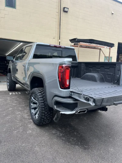 CUSTOM GMC 1500 AT4 LIFT PACKAGE BUILT BY WALDOCH - 2026 GMC SIERRA 1500 LIFT - Image 10 of 13
