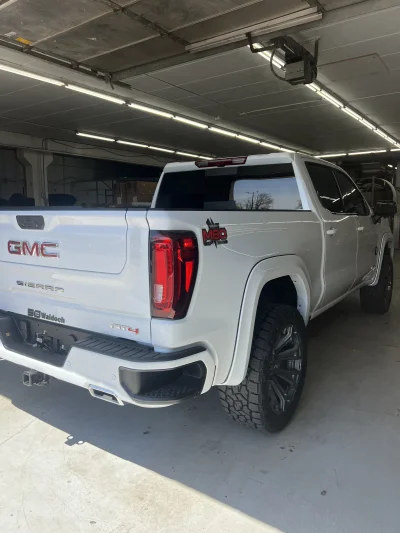 2026 GMC SIERRA 1500 - M80 PACKAGE - SUMMIT WHITE (GAZ) - 2026 GMC SIERRA 1500 M80 - Image 12 of 15