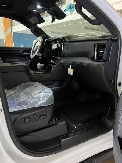 2026 GMC SIERRA 1500 - M80X PACKAGE - SUMMIT WHITE (GAZ) - 2026 GMC SIERRA 1500 M80X - Image 8 of 15