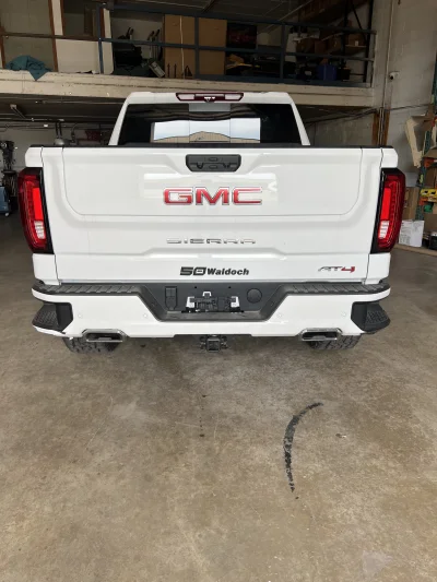 2026 GMC SIERRA 1500 - M80X PACKAGE - SUMMIT WHITE (GAZ) - 2026 GMC SIERRA 1500 M80X - Image 12 of 15