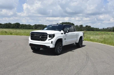 2026 WALDOCH CUSTOM GMC SIERRA 1500 M80X - WHITE WITH TUXEDO TOP - 2026 GMC SIERRA 1500 M80X - Image 11 of 22
