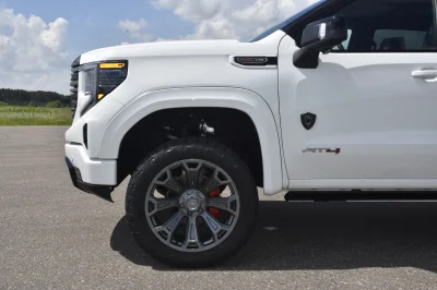 2026 WALDOCH CUSTOM GMC SIERRA 1500 M80X - WHITE WITH TUXEDO TOP - 2026 GMC SIERRA 1500 M80X - Image 12 of 22