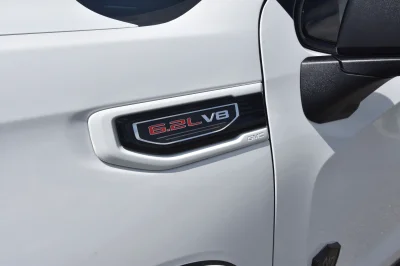2026 WALDOCH CUSTOM GMC SIERRA 1500 M80X - WHITE WITH TUXEDO TOP - 2026 GMC SIERRA 1500 M80X - Image 16 of 22
