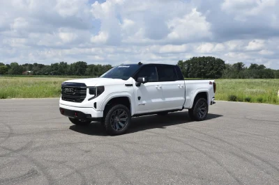 2026 WALDOCH CUSTOM GMC SIERRA 1500 M80X - WHITE WITH TUXEDO TOP - 2026 GMC SIERRA 1500 M80X - Image 19 of 22