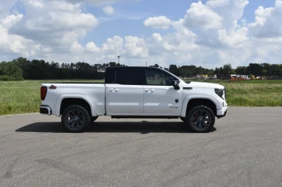 2026 WALDOCH CUSTOM GMC SIERRA 1500 M80X - WHITE WITH TUXEDO TOP - 2026 GMC SIERRA 1500 M80X - Image 7 of 22