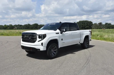 2026 WALDOCH CUSTOM GMC SIERRA 1500 M80X - WHITE WITH TUXEDO TOP - 2026 GMC SIERRA 1500 M80X - Image 8 of 22