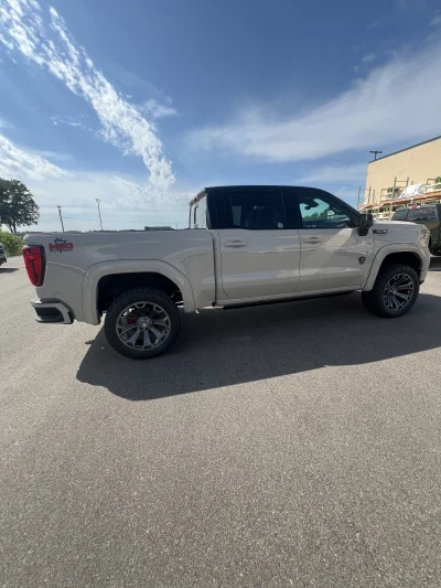 CUSTOM GMC SIERRA 1500 M80X PACKAGE BUILT BY THE BEST BUILT BY WALDOCH - 2026 GMC SIERRA 1500 M80X - Image 5 of 13