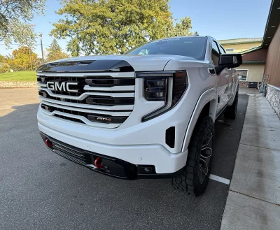 M80X GMC 1500 2026 CREW CAB WHITE BY WALDOCH BEST CUSTOM TRUCK WITH FACTORY WARRANTY - 2026 GMC SIERRA 1500 M80X - Image 10 of 25