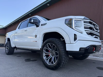 M80X GMC 1500 2026 CREW CAB WHITE BY WALDOCH BEST CUSTOM TRUCK WITH FACTORY WARRANTY - 2026 GMC SIERRA 1500 M80X - Image 21 of 25
