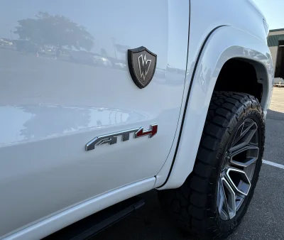 M80X GMC 1500 2026 CREW CAB WHITE BY WALDOCH BEST CUSTOM TRUCK WITH FACTORY WARRANTY - 2026 GMC SIERRA 1500 M80X - Image 24 of 25