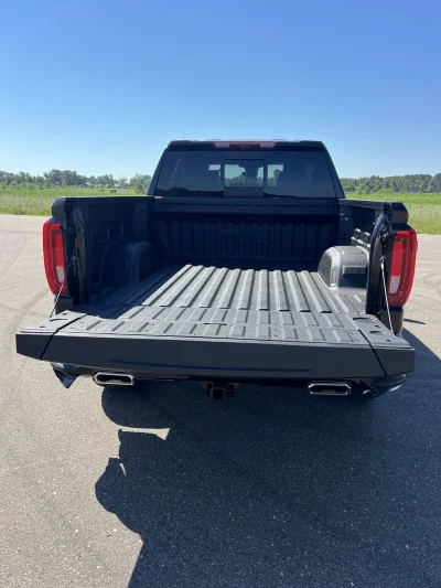 2026 GMC SIERRA 1500-AT4 - LEVEL PACKAGE - ONYX BLACK (GBA) - 2026 GMC SIERRA 1500 - Image 15 of 19