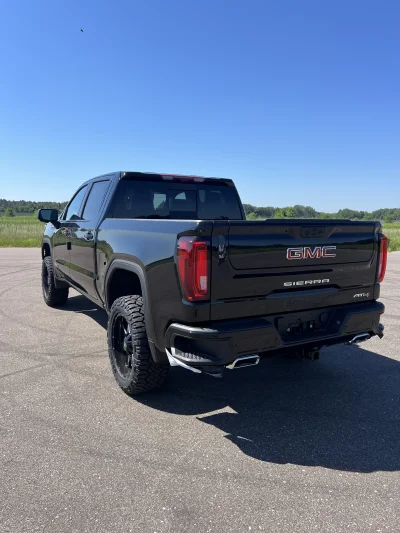 2026 GMC SIERRA 1500-AT4 - LEVEL PACKAGE - ONYX BLACK (GBA) - 2026 GMC SIERRA 1500 - Image 16 of 19