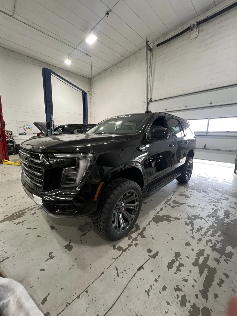 CUSTOM GMC YUKON RAMPAGE Package built by WALDOCH by Waldoch Crafts