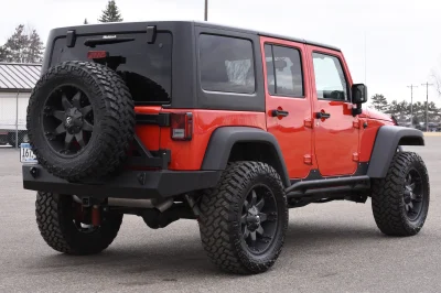 RED 2 - 2020 JEEP WRANGLER MAX - Image 12 of 17