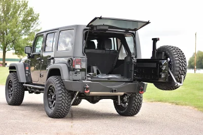 BLACK 3 - 2020 JEEP WRANGLER MAX - Image 13 of 19