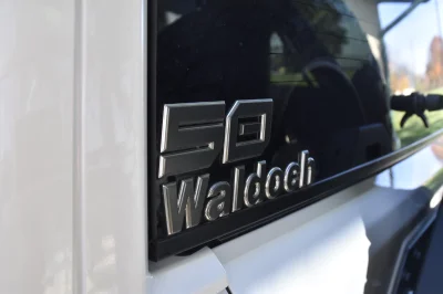 2025 JEEP WRANGLER MAX - WHITE W/ STANDARD WALDOCH JEEP MAX PACKAGE FEATURES - 2025 JEEP WRANGLER MAX - Image 11 of 17