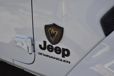 2025 JEEP WRANGLER MAX - WHITE W/ STANDARD WALDOCH JEEP MAX PACKAGE FEATURES - 2025 JEEP WRANGLER MAX - Image 6 of 17