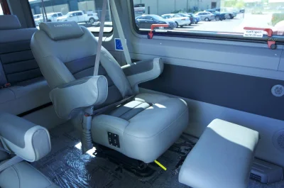 RED 144  - 2020 MERCEDES-BENZ SPRINTER 2500 CUSTOM - Image 5 of 16